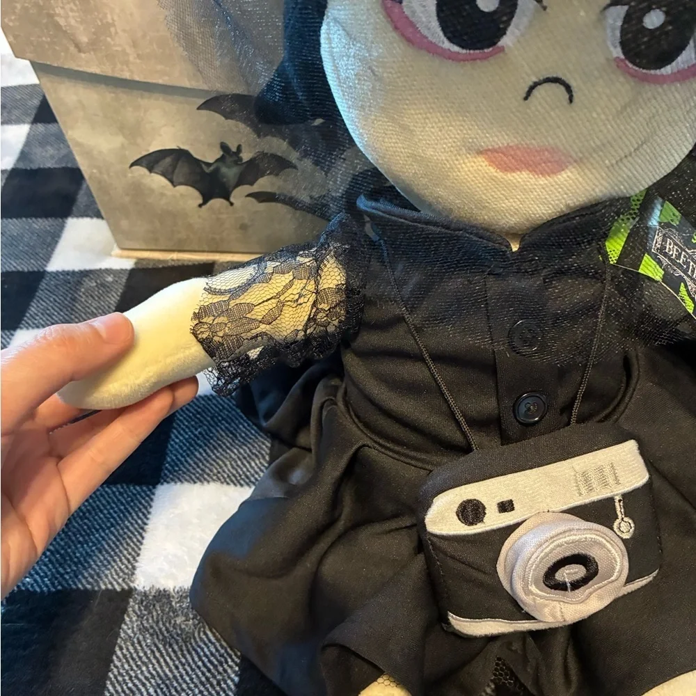 Beetlejuice Lydia Doll Soft Body Collectable Black Gothic Dress NWT - Picture 4 of 9